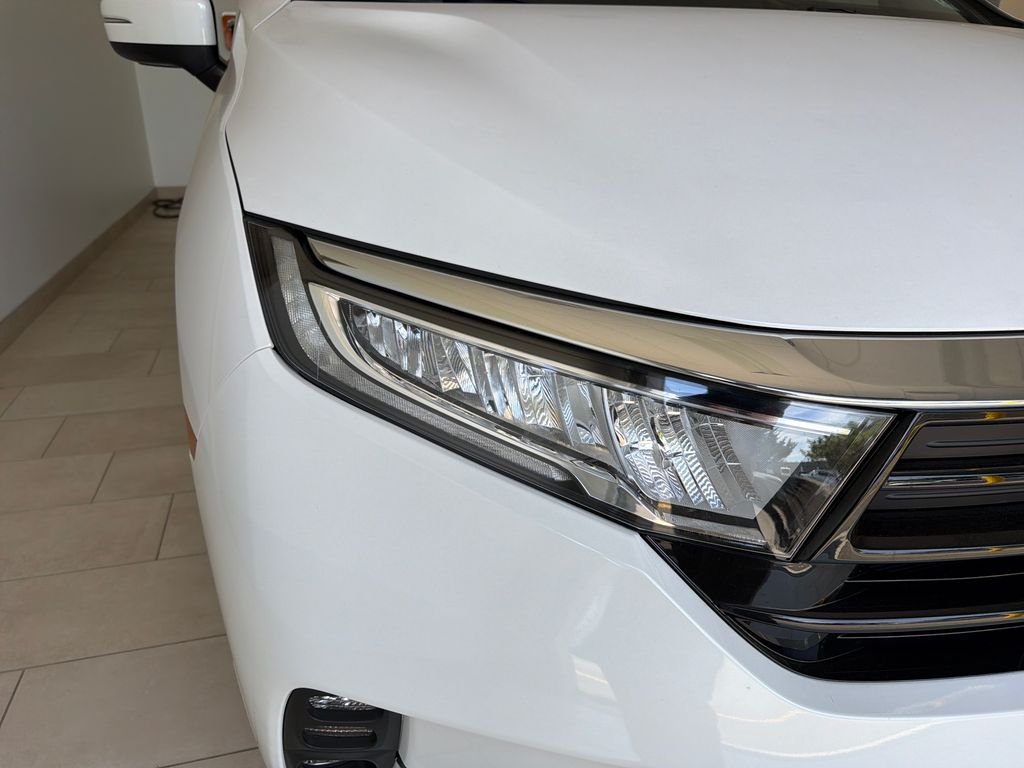 Used 2024  Honda EX-L image 9