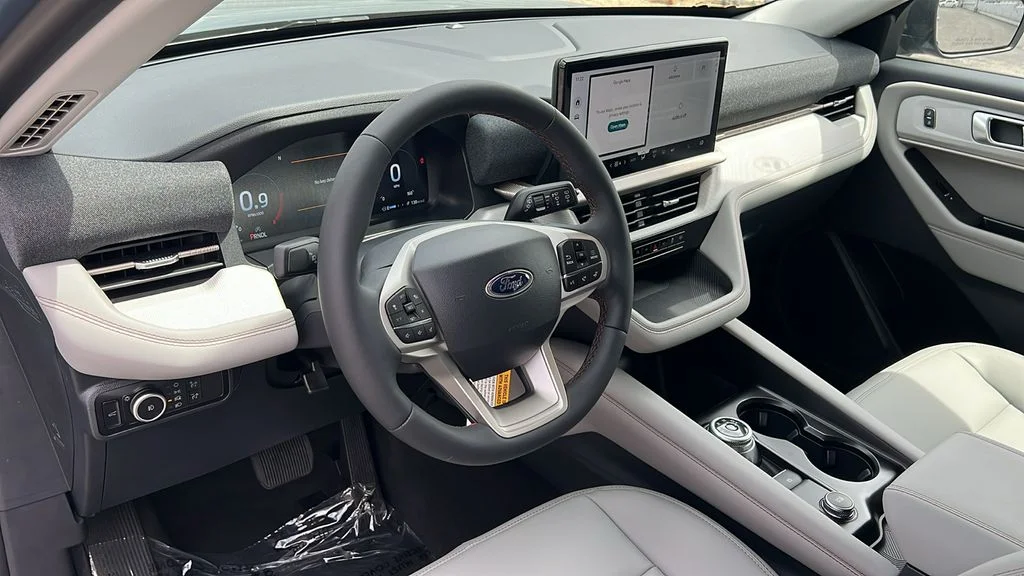 New 2026 Vapor Blue Metallic Ford Active image 13