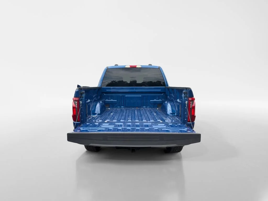 Used 2025 Blue Metallic Ford XLT image 22