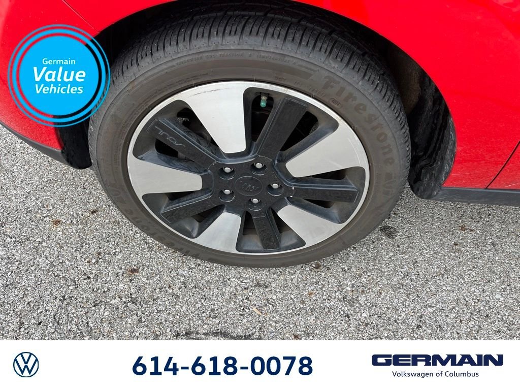 Used 2016 Red Kia Plus image 16