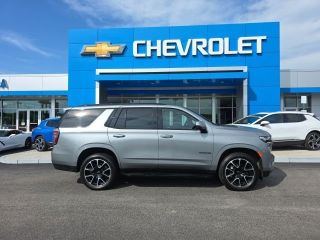 Used 2023 Gray Chevrolet RST image 2