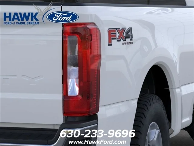 New 2026 Oxford White Ford F-350® XLT image 21