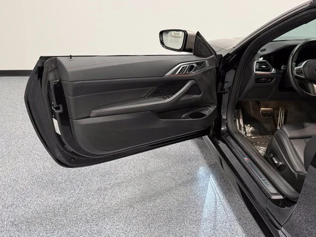 Used 2023 Black BMW M440i xDrive image 16