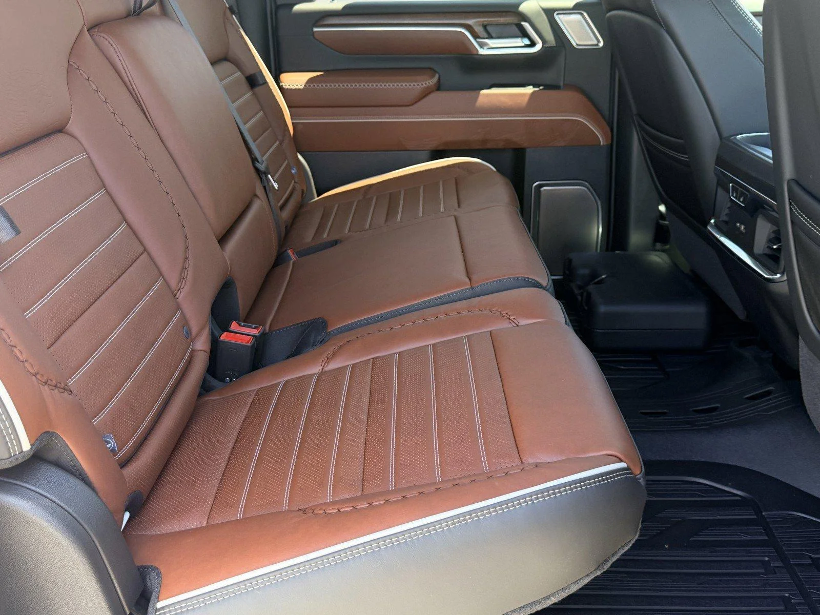 New 2026 Summit White GMC Denali Ultimate image 10