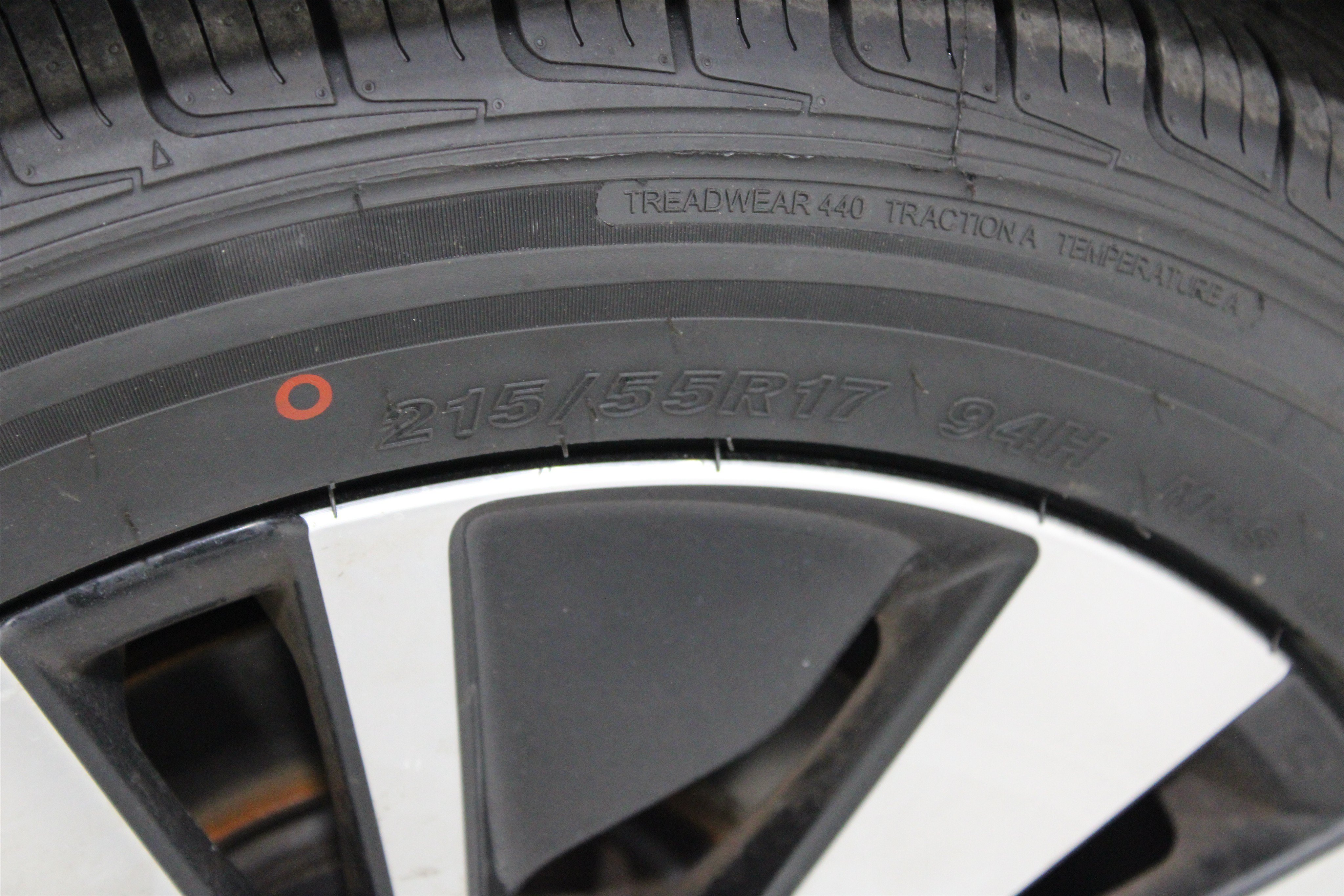 Used 2020 Super Black Nissan 2.5 SL image 36