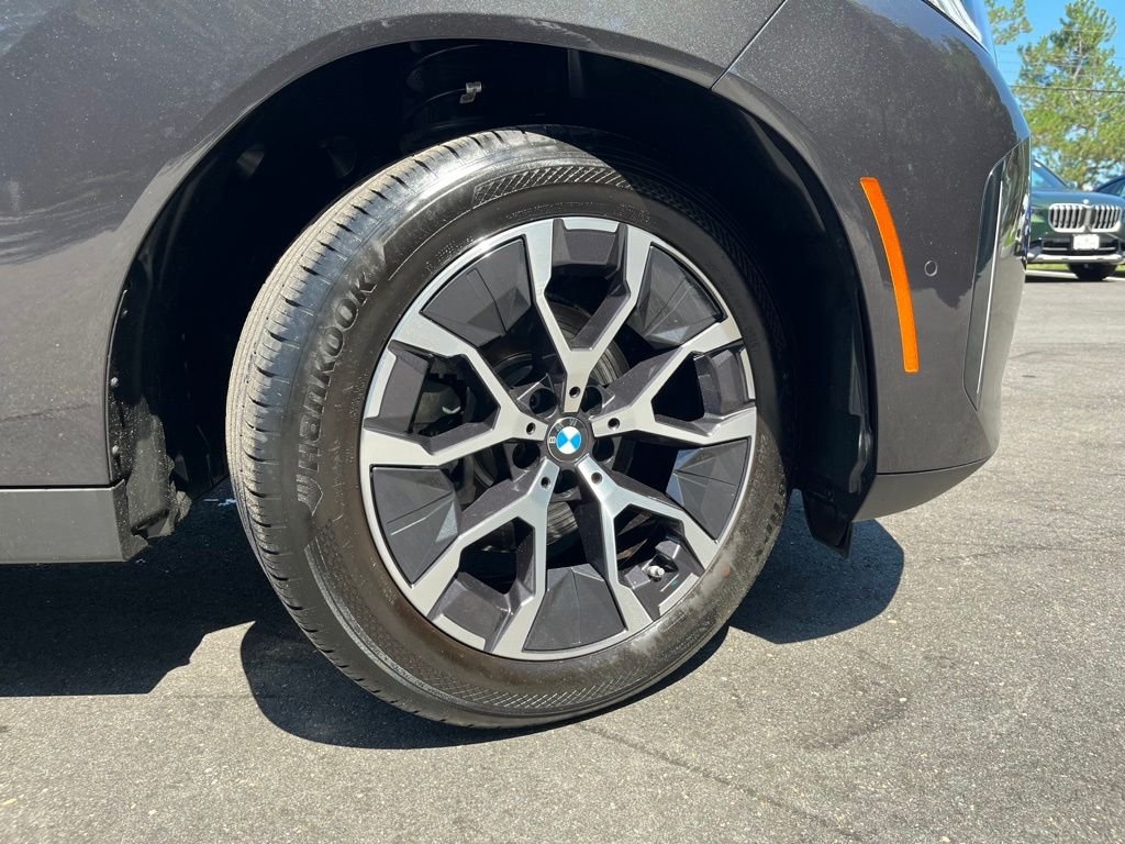Used 2026 Dark Graphite Metallic BMW 30 xDrive image 32