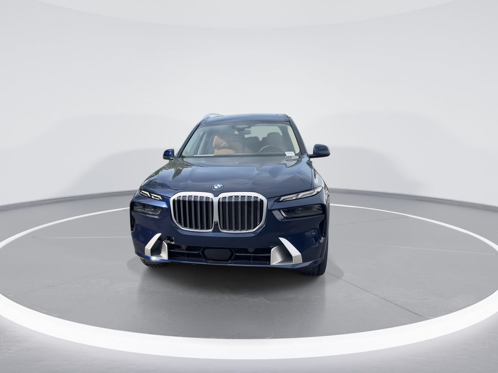 Used 2027 Blue BMW xDrive40i image 3
