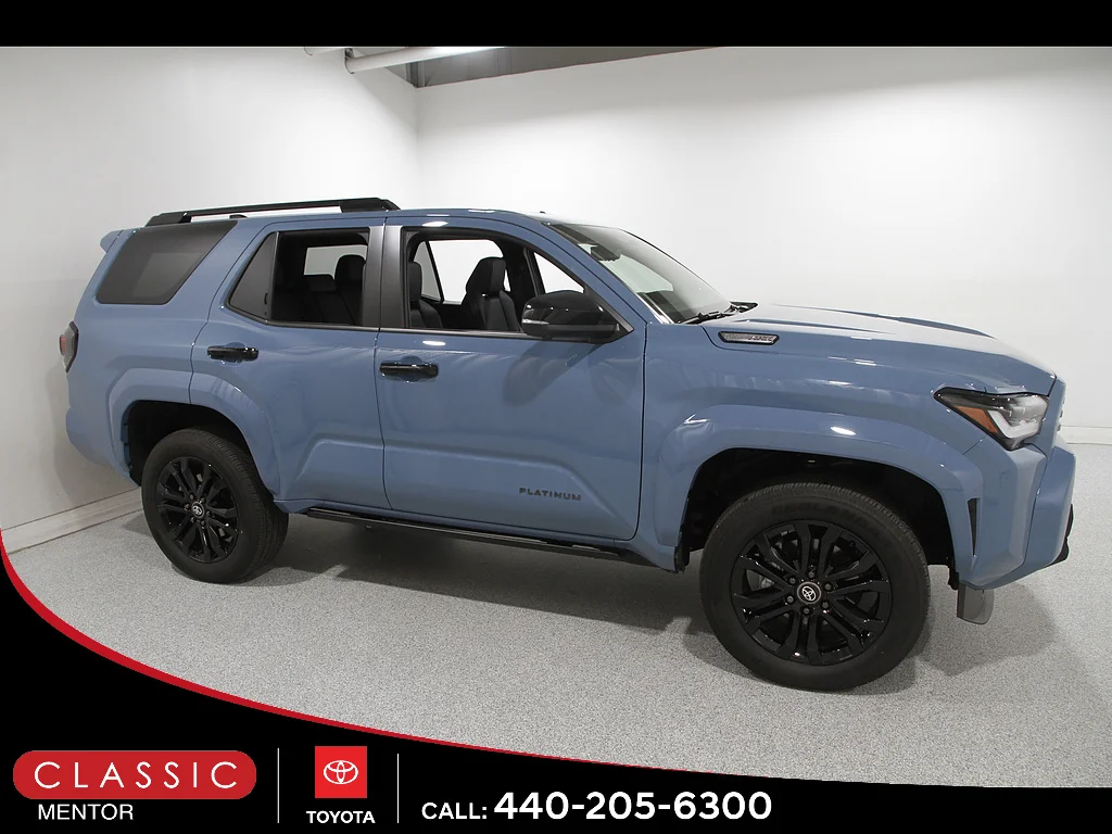 2026 Toyota 4Runner Hybrid Platinum i-FORCE MAX 4WD's photo