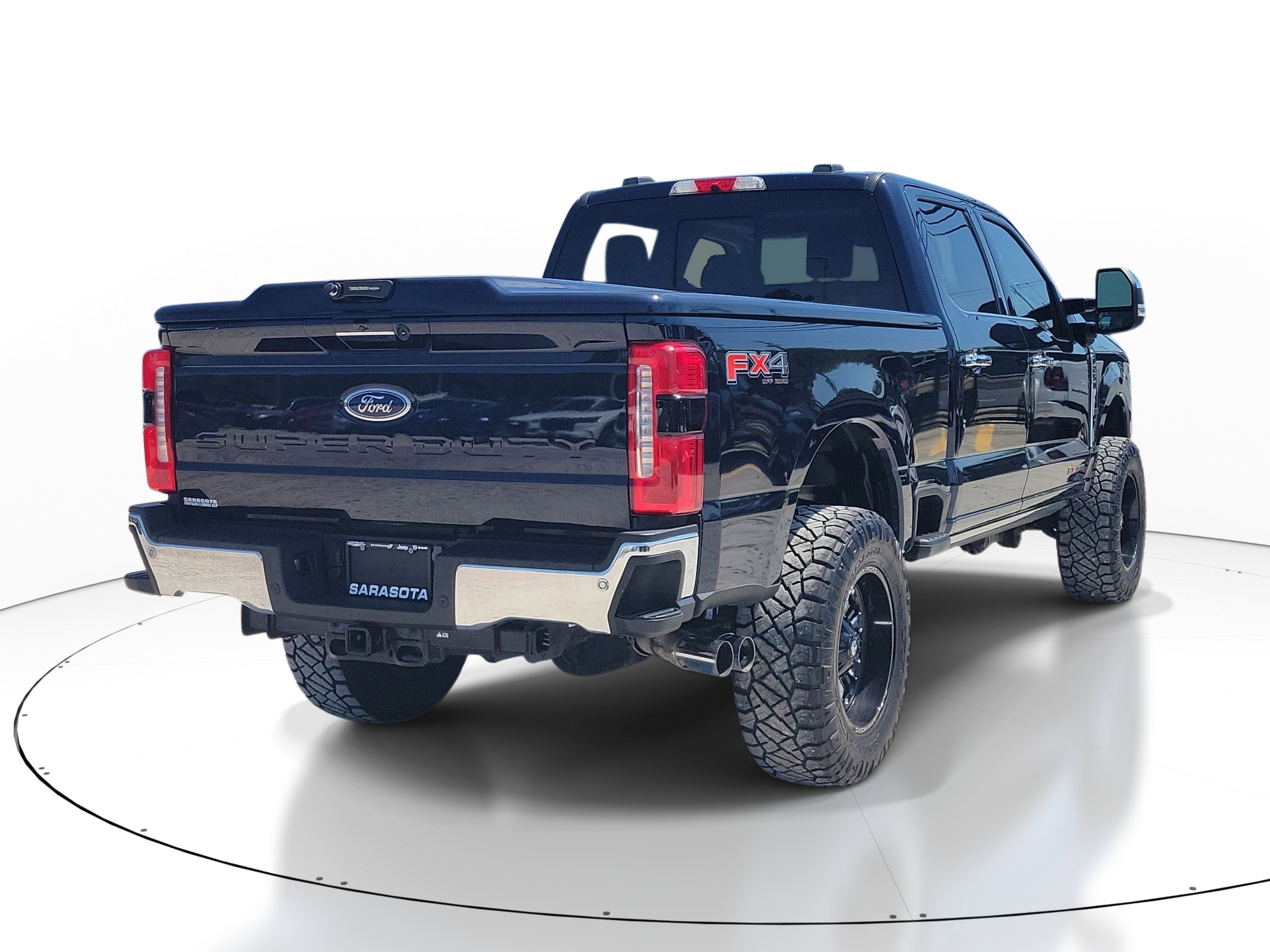 Used 2023 Blue Metallic Ford LARIAT image 6