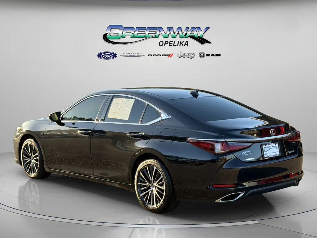 Used 2024 Black Lexus 350 image 5