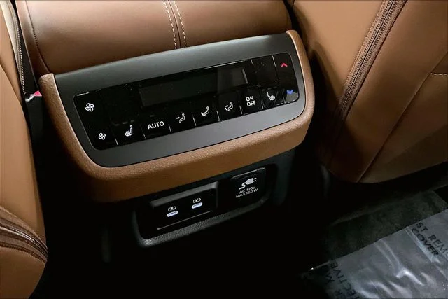 New 2026 Baltic Teal Nissan Platinum image 22