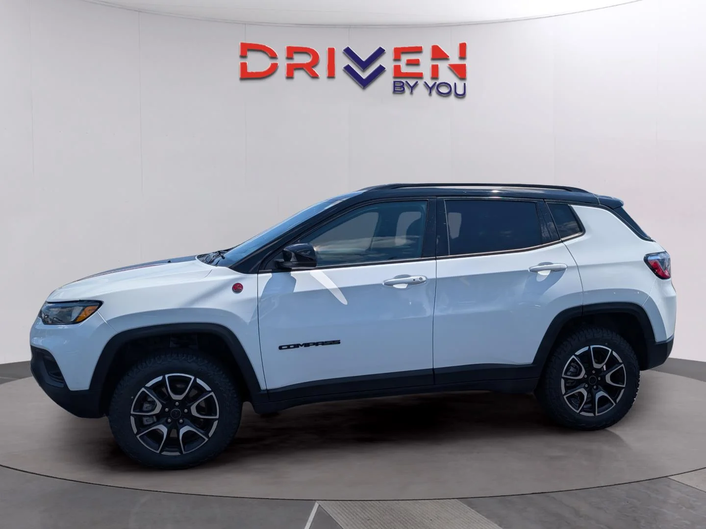 Used 2025 Bright White Clearcoat Jeep Trailhawk image 2