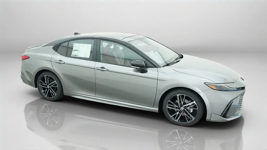 New 2026 Heavy Metal with Midnight Black Metallic roof Toyota XSE image 6