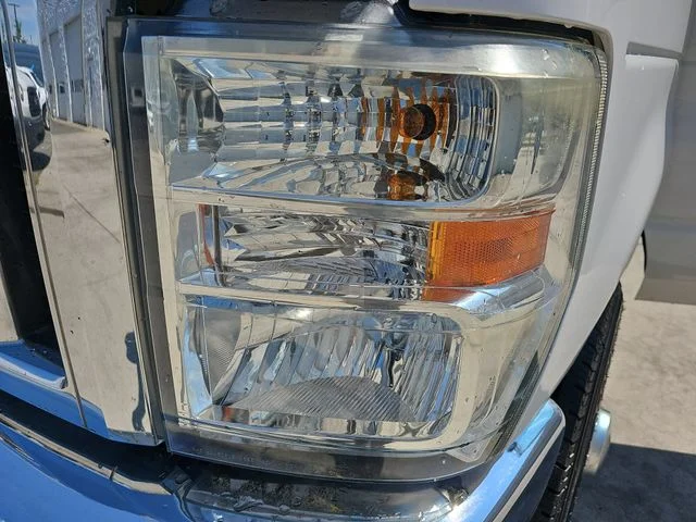 Used 2010 White Ford XLT image 13