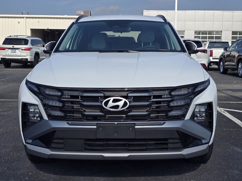 Used 2026 White Hyundai SEL image 2