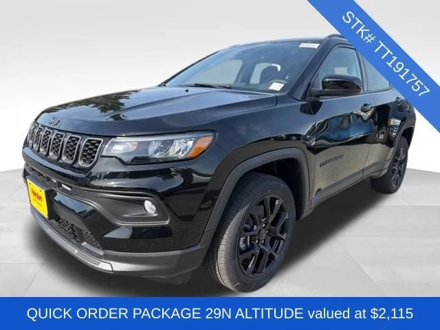 New 2026 Diamond Black Crystal Pearlcoat Jeep Latitude image 3