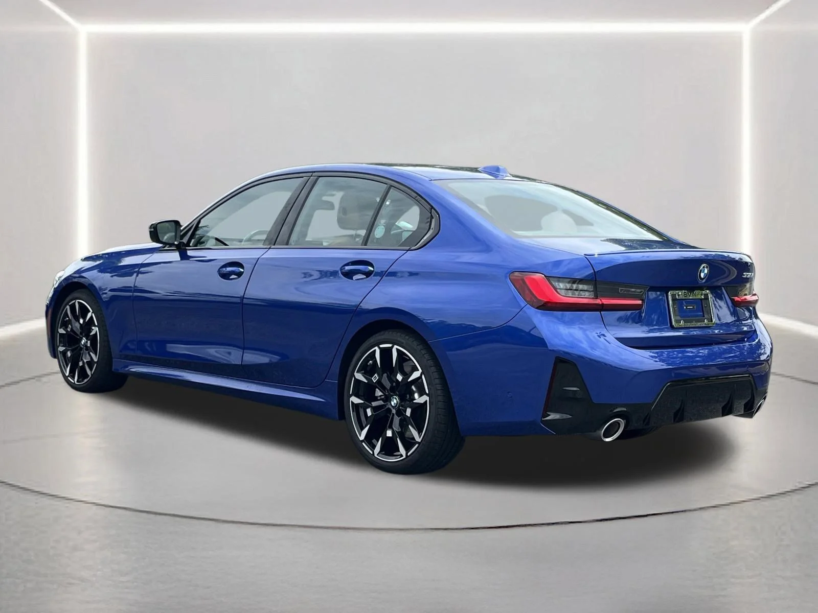 2025 BMW 3 Series 330i - Photo 25