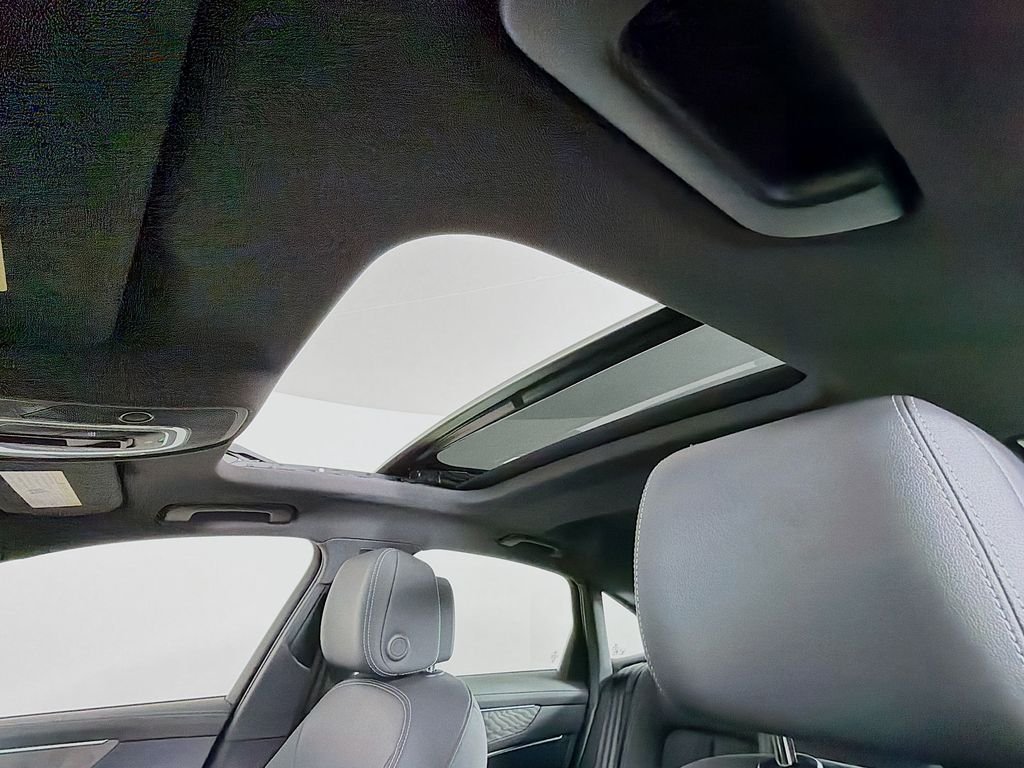 Used 2024 Manhattan Gray Metallic Audi Premium image 22