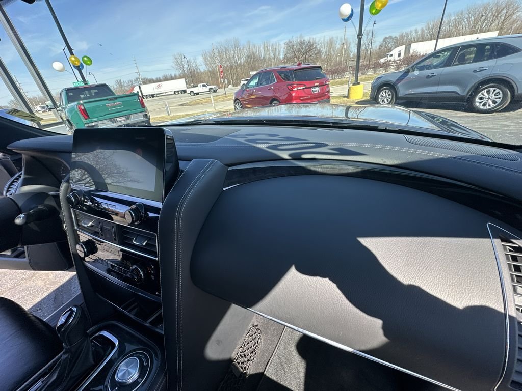 2023 INFINITI QX80 - Image 24