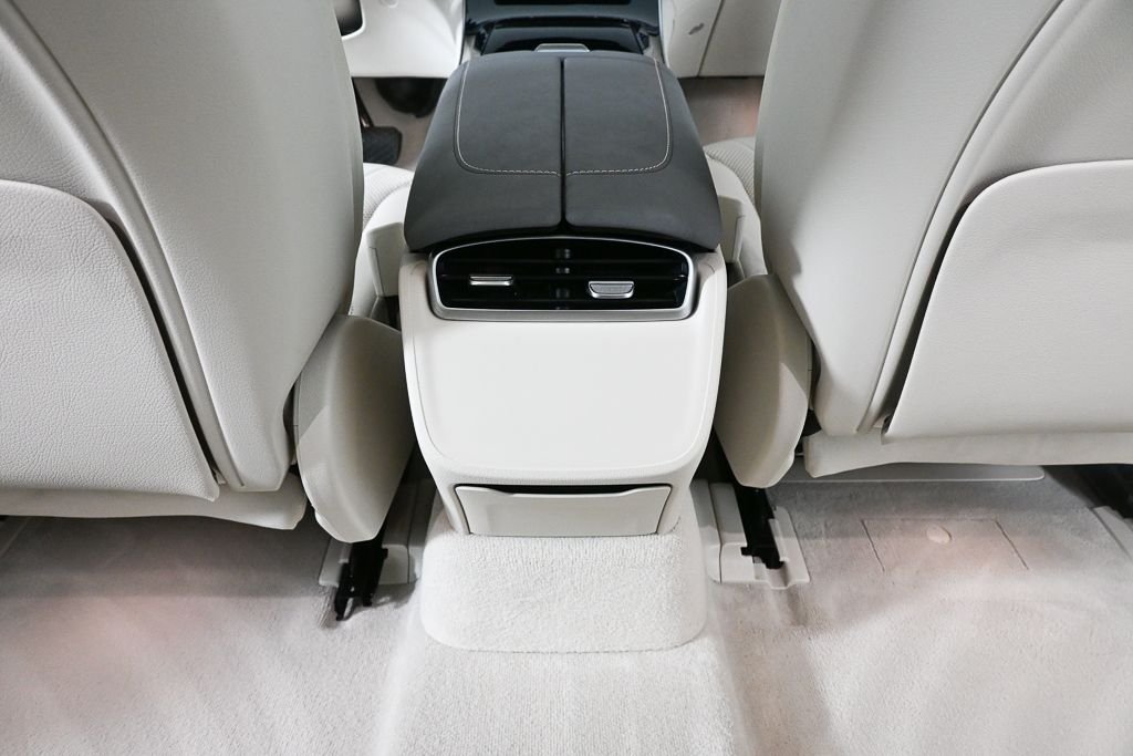 Certified Used 2023 White Mercedes-Benz 450 image 17