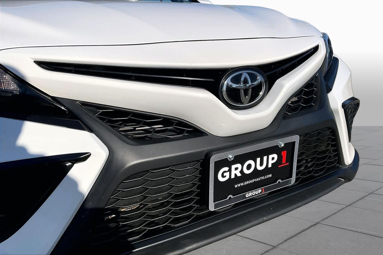 Used 2021 Super White Toyota SE image 31