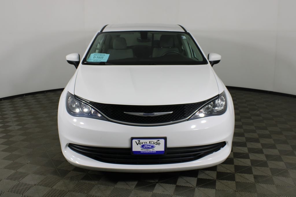 Used 2017 Chrysler Pacifica Touring with VIN 2C4RC1DG6HR621868 for sale in Mitchell, SD