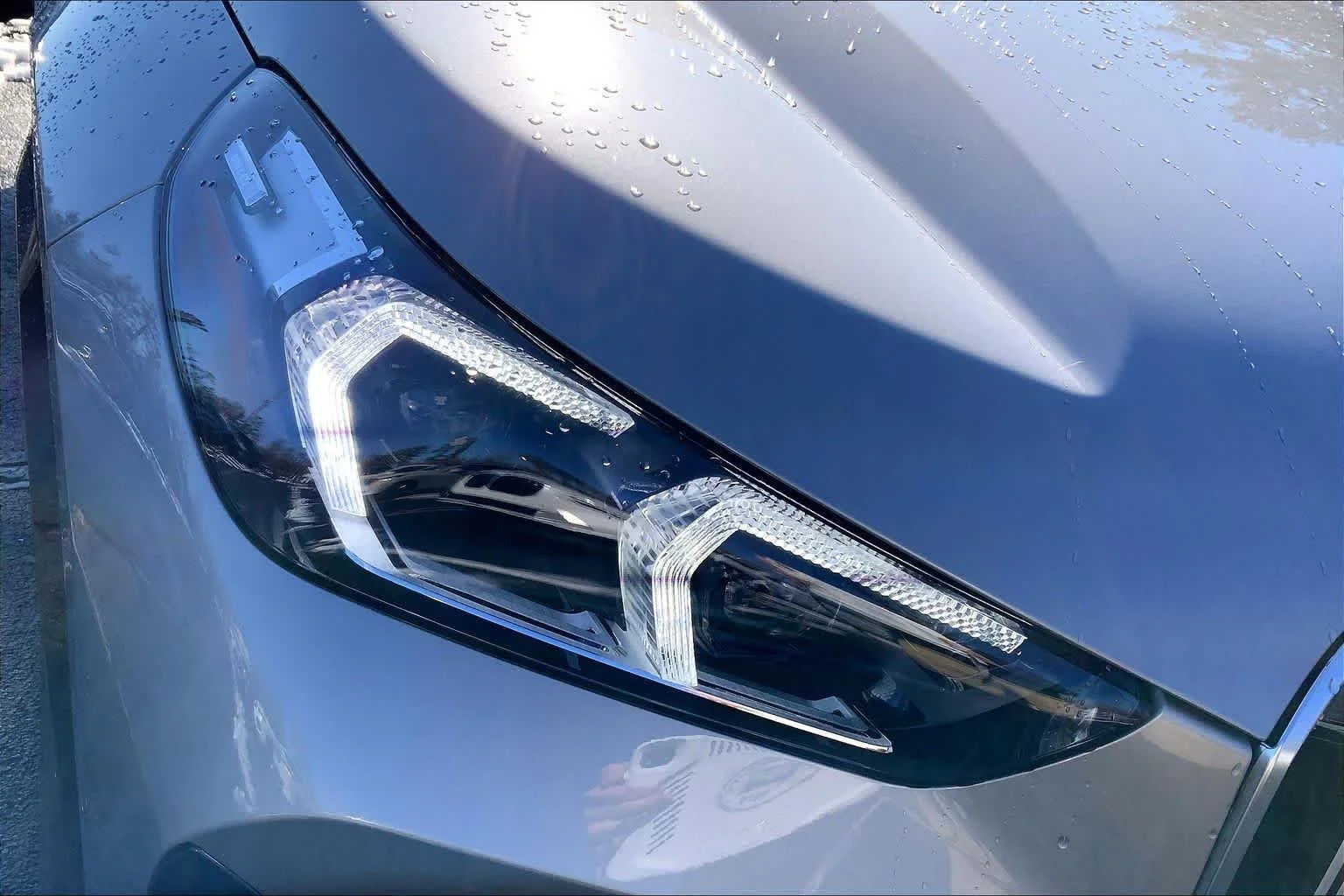 Used 2026 Space Silver Metallic BMW xDrive28i image 13