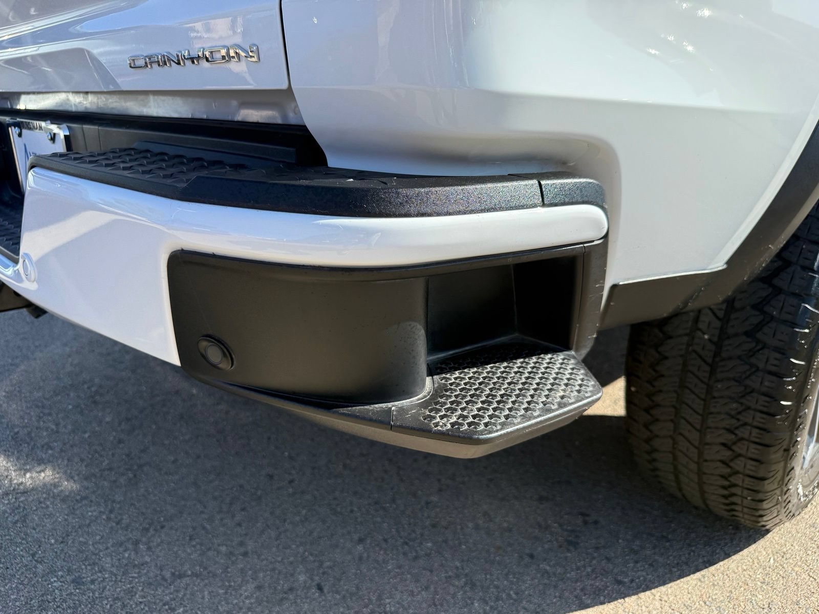 2024 GMC Canyon Denali - Photo 7