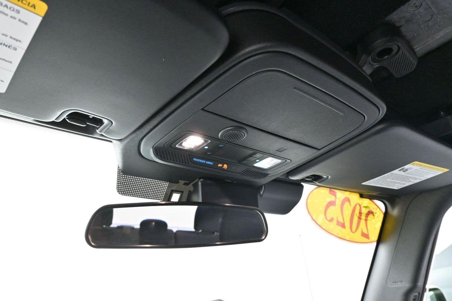 Used 2025 Green Ford Base image 29