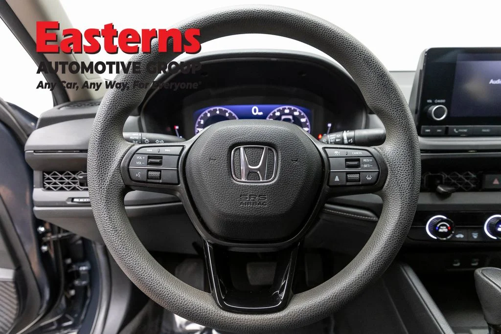 Used 2023 Gray Honda LX image 10