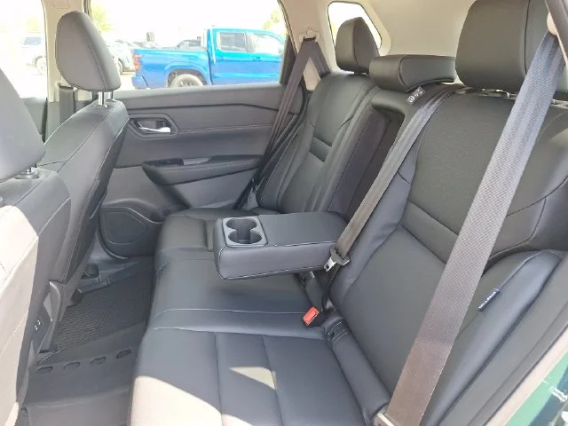 New 2026 Obsidian Green Pearl Nissan Dark Armor™ image 25