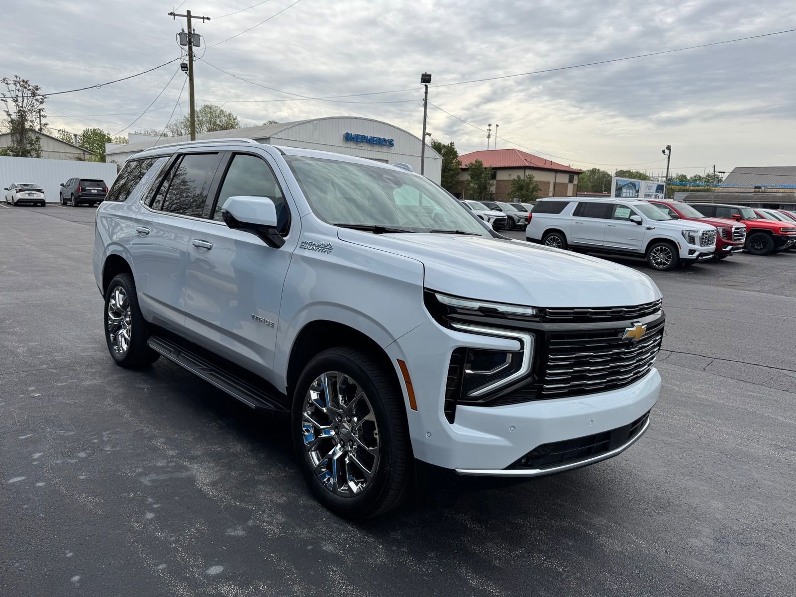 New 2026 Polar White Tricoat Chevrolet High Country image 6