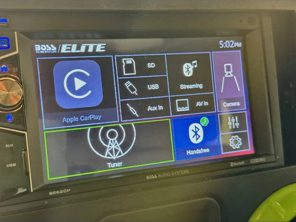 Used 2017 Green Jeep Sport image 16