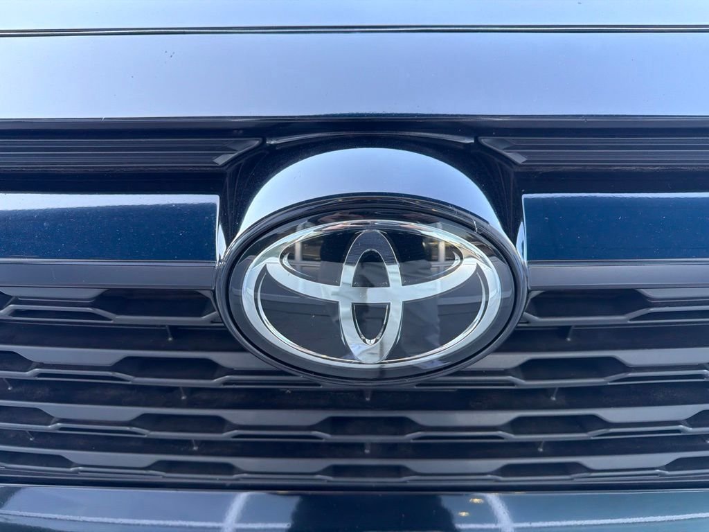Used 2024 Black Toyota XLE Premium image 30