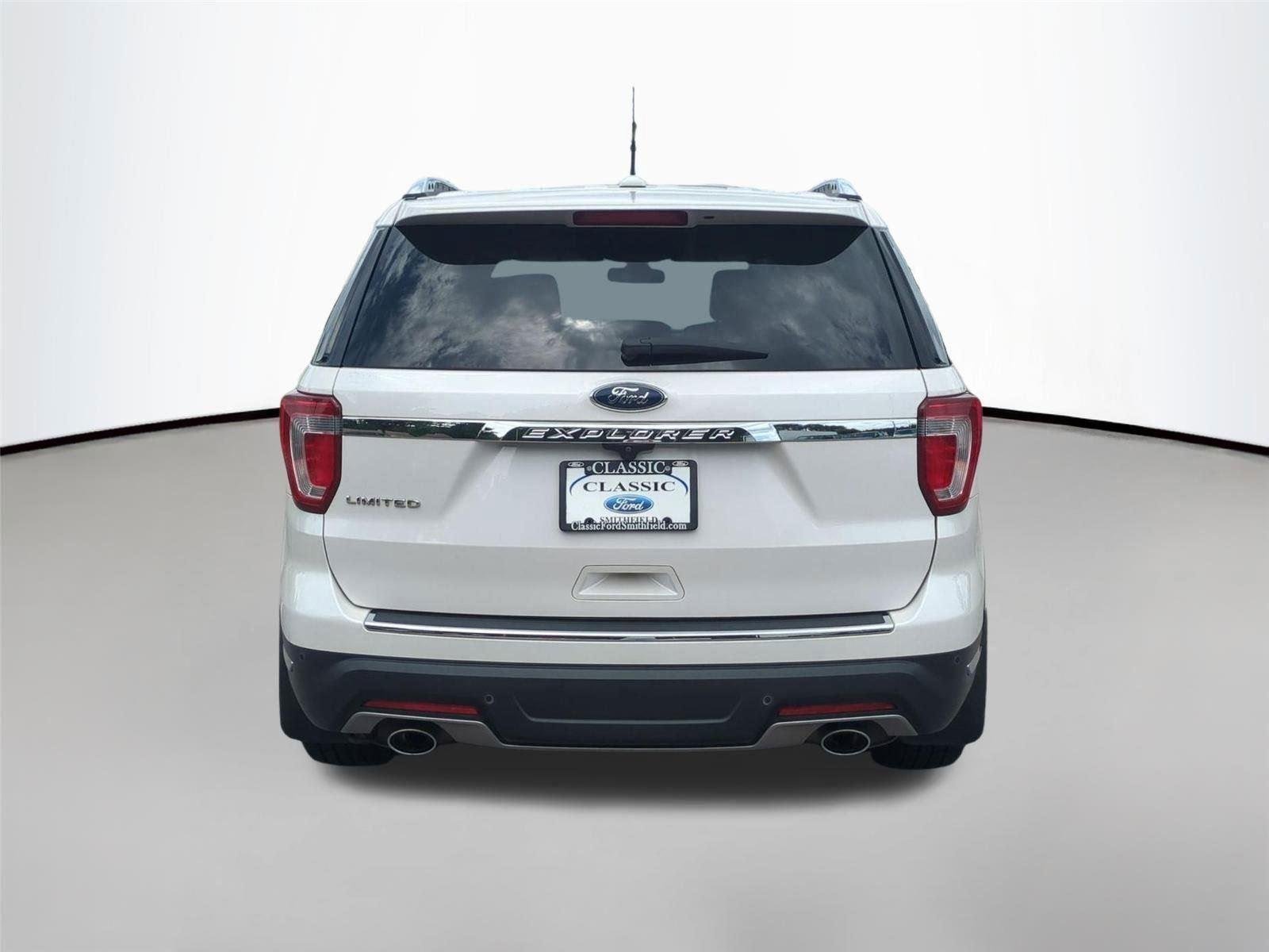 Used 2018 White Platinum Metallic Tri-Coat Ford Limited image 4