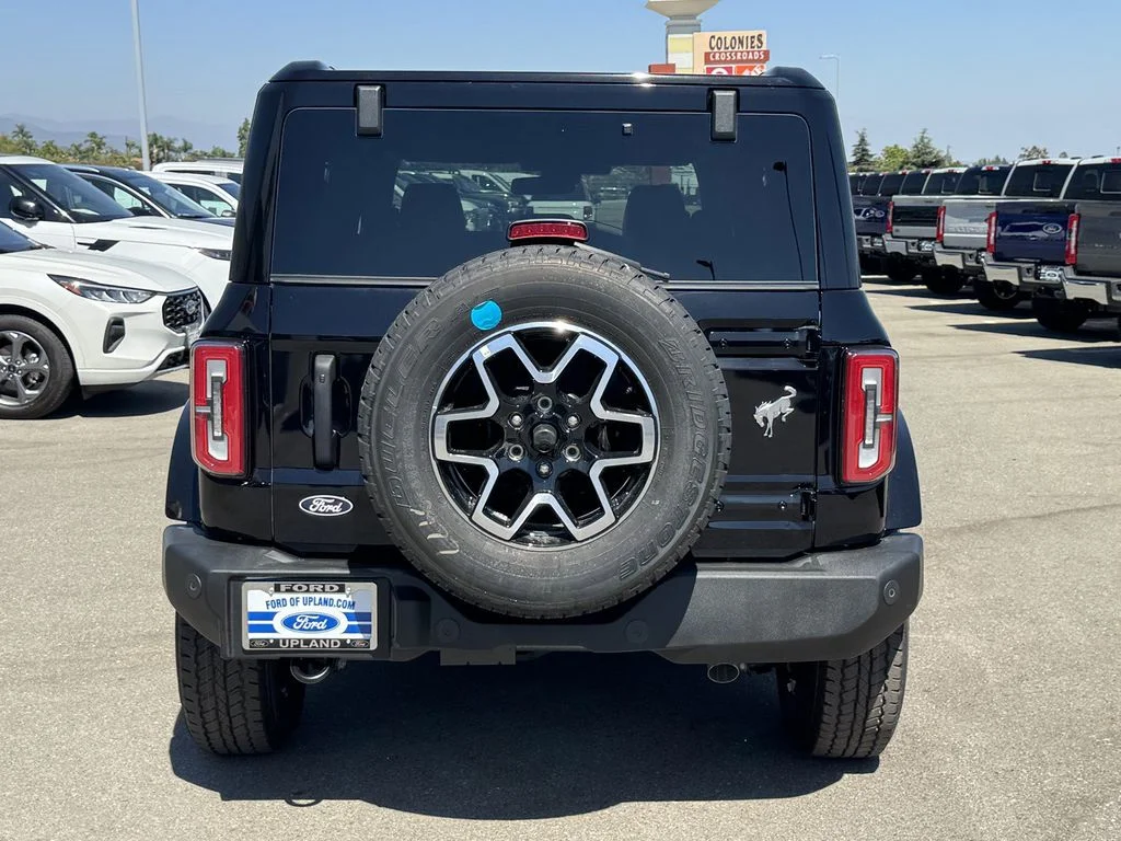 New 2026 Shadow Black Ford Outer Banks® image 6