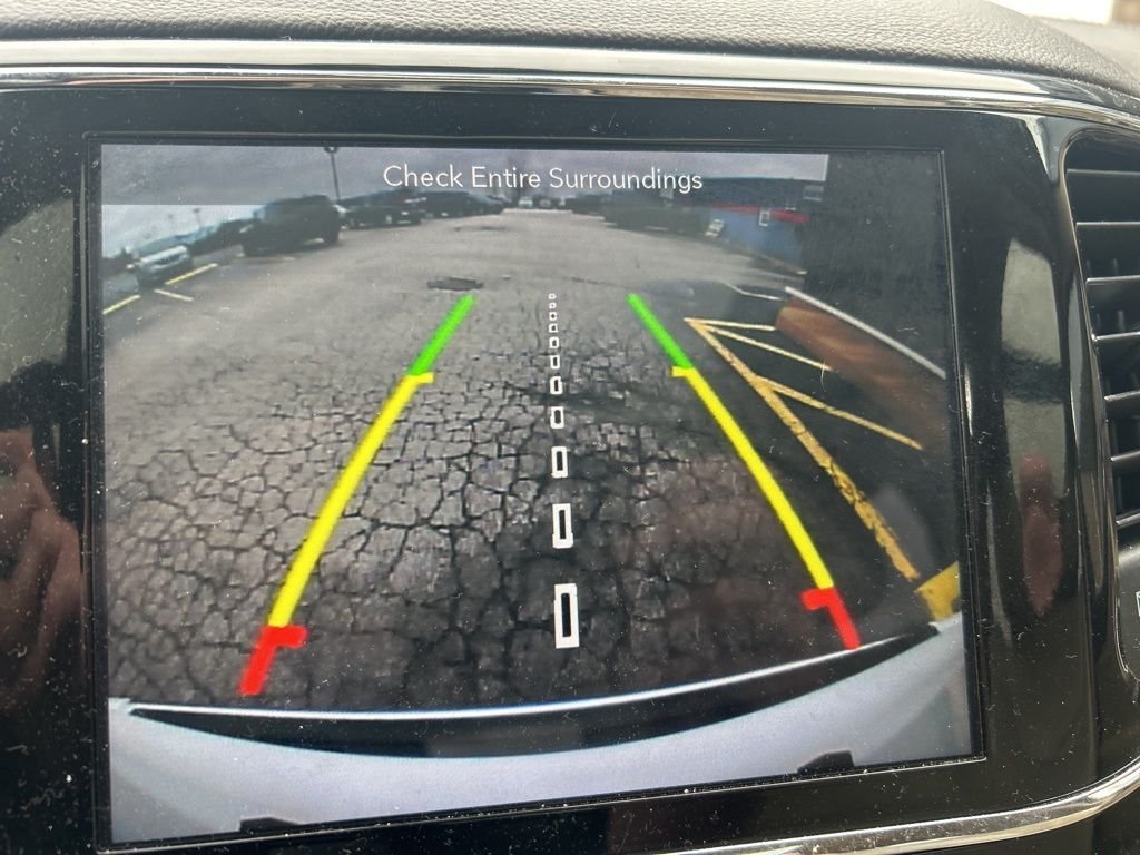 Used 2019 White Jeep Overland image 3