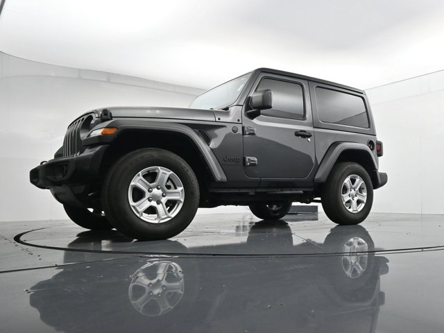 Used 2023 Gray Jeep Sport S image 32