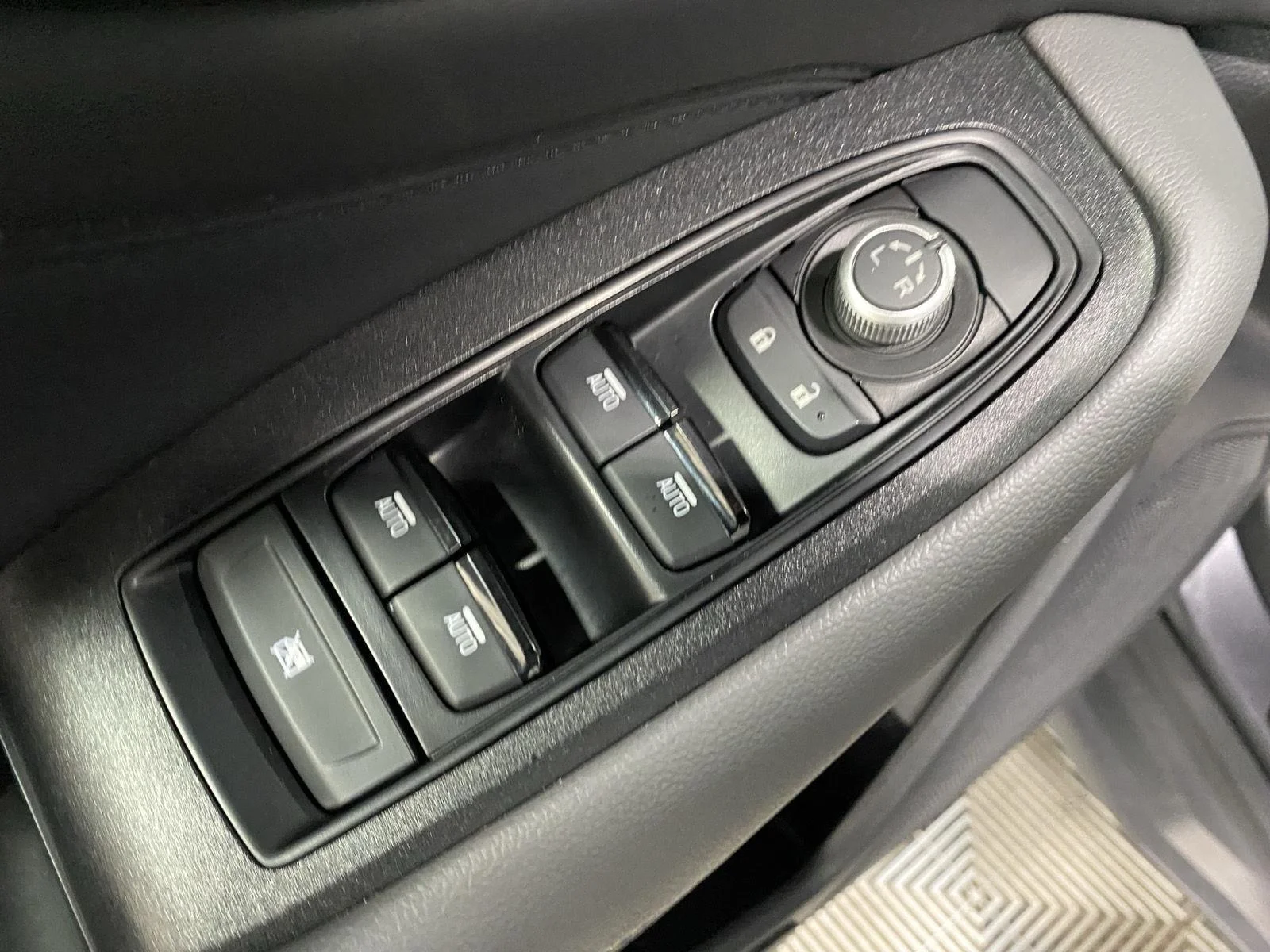 Used 2022 Magnetite Gray Metallic Subaru Wilderness image 17