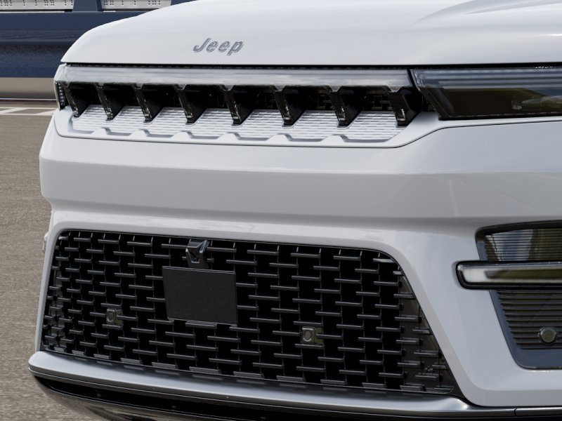 New 2026 Bright White Clear-Coat Exterior Paint Jeep Grand Wagoneer image 7