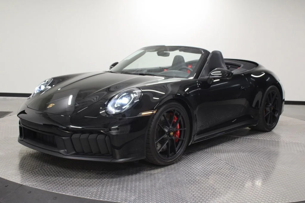 2026 Porsche 911 Carrera 4 GTS Cabriolet's photo