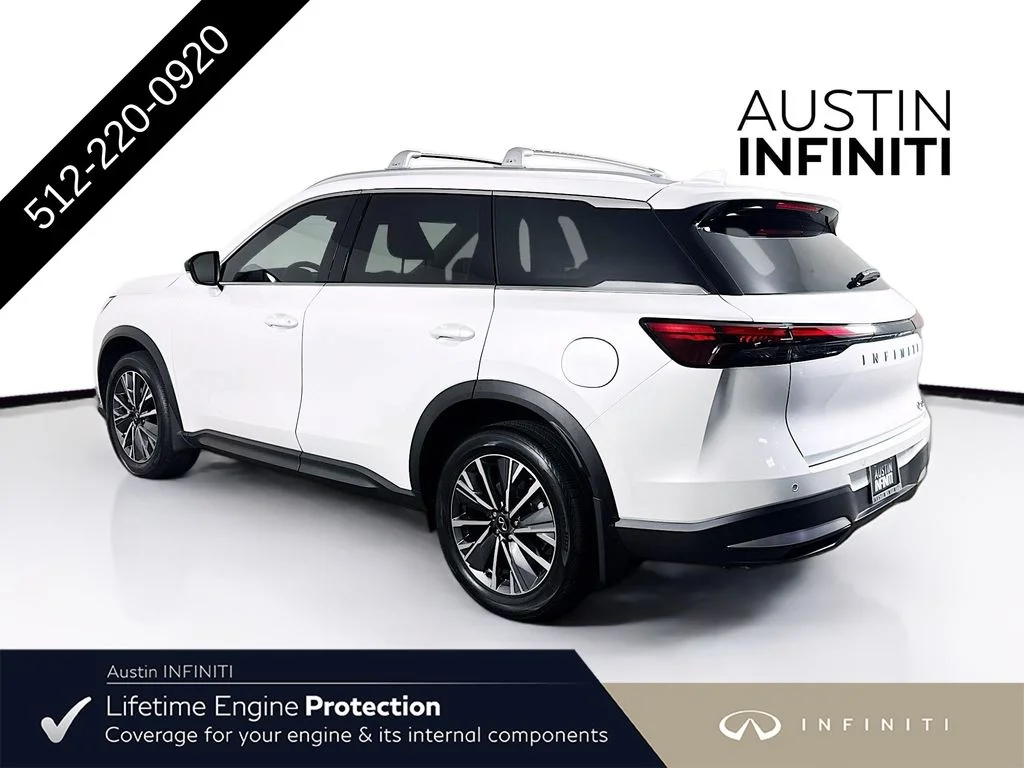 New 2027 RADIANT WHITE INFINITI LUXE image 7