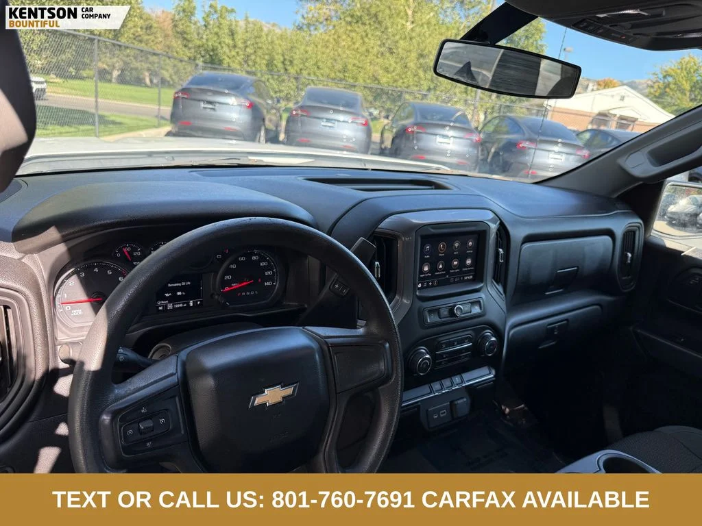 Used 2021 White Chevrolet Custom image 24