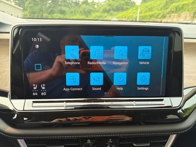 New 2026 Black Volkswagen 2.0T SE w/Technology image 18