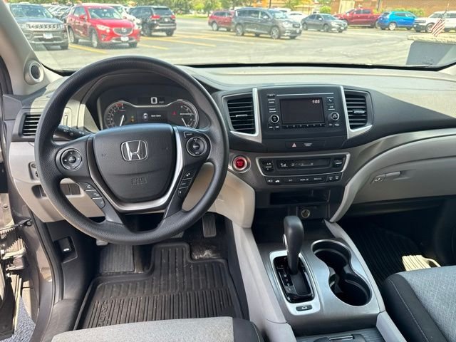 Used 2017  Honda RT image 10