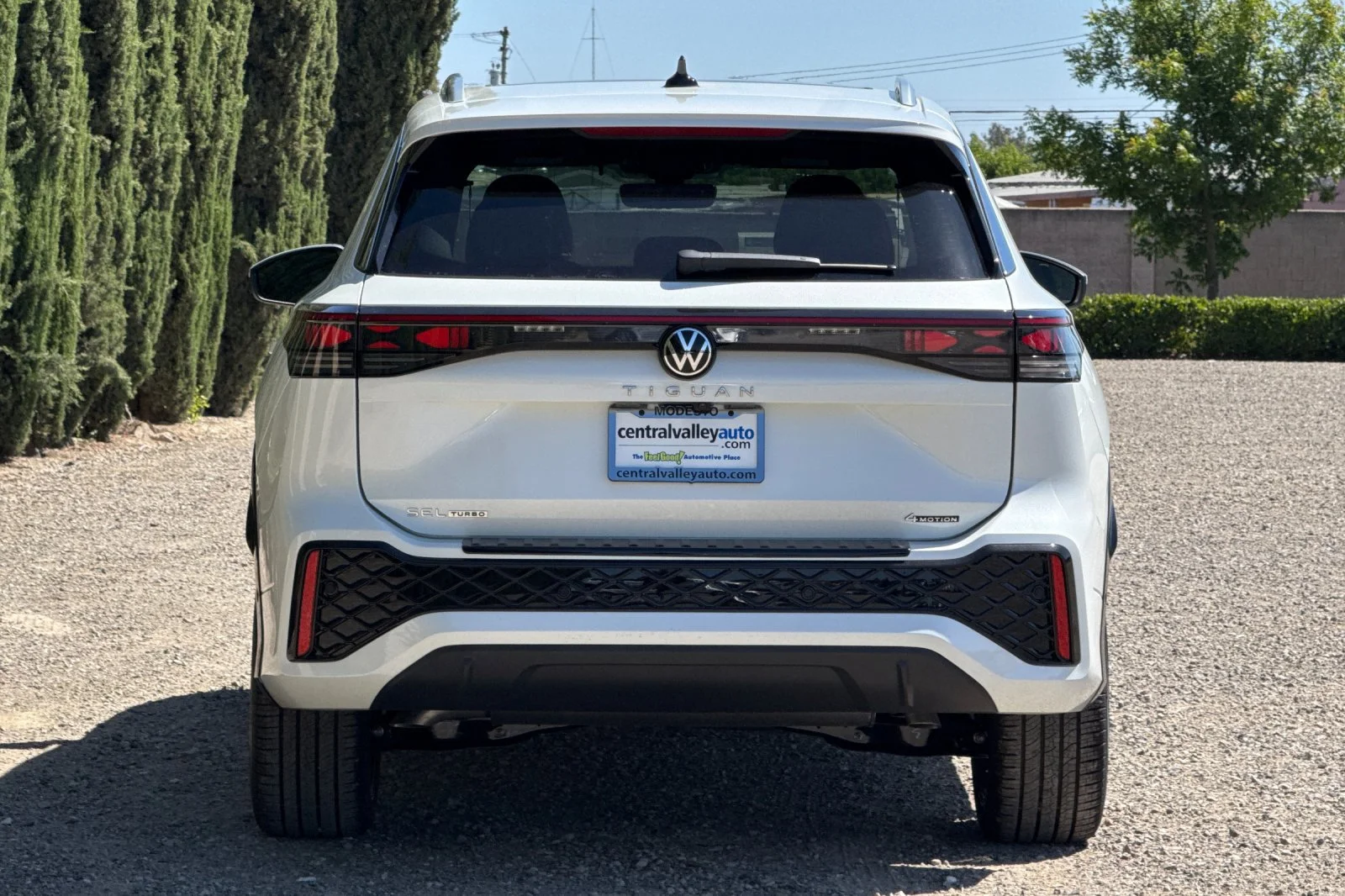 New 2026 Opal White Pearl Volkswagen SEL R-Line Turbo image 5