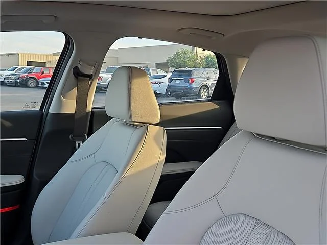 New 2026 Aero Silver Hyundai Limited image 11