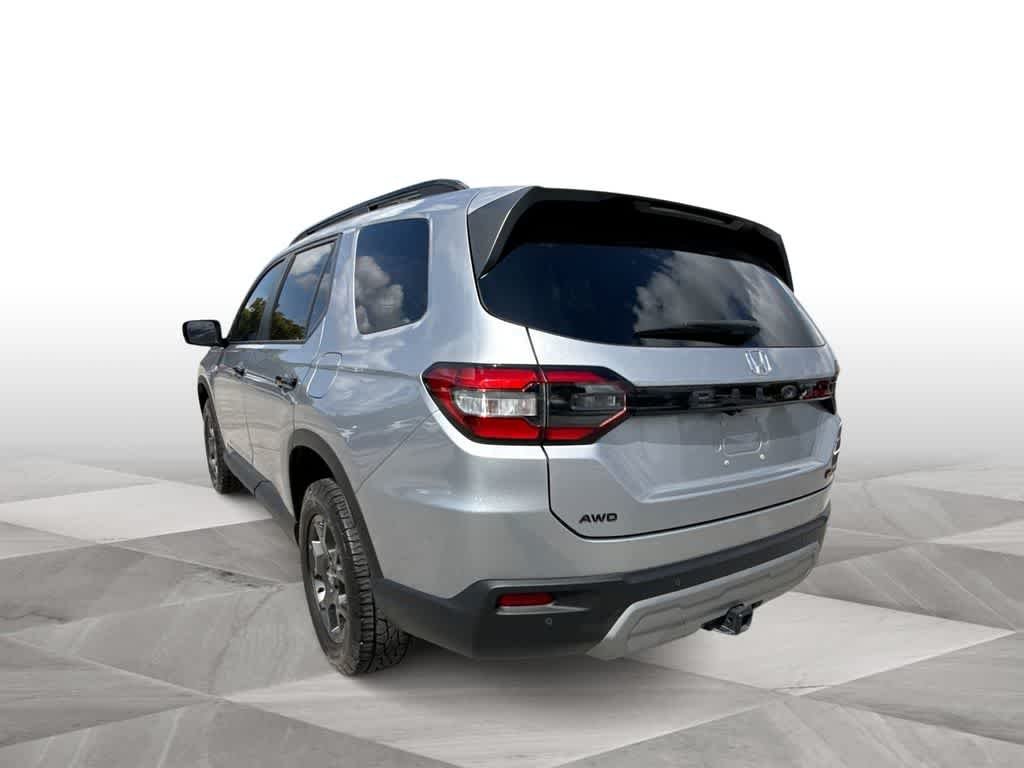 Used 2025 Lunar Silver Metallic Honda TrailSport image 6
