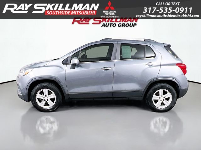 Used 2019 Gray Chevrolet LT image 4