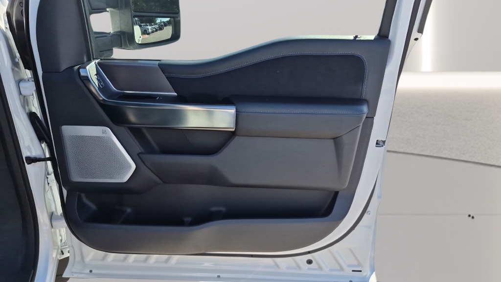 Used 2026 White Ford Platinum image 29